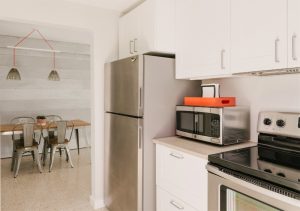 VV1 Kitchen - Villa Victoriana Hotels with Kitchenette in Fort Lauderdale